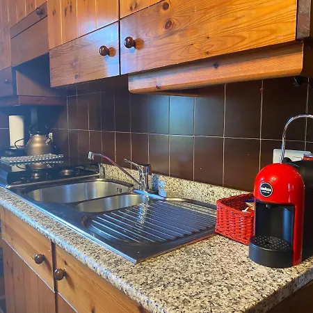 Feriehus Suitecastlelakeview 0