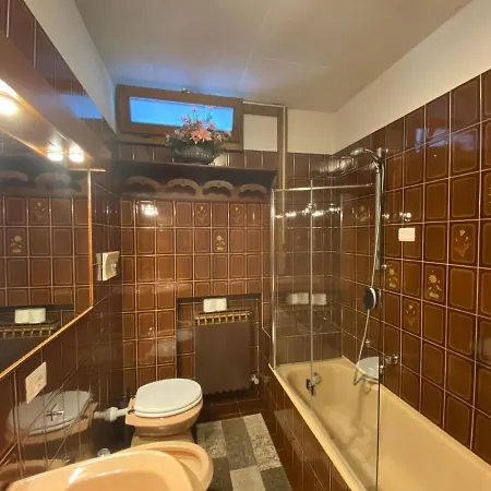 Suitecastlelakeview 0 Feriehus